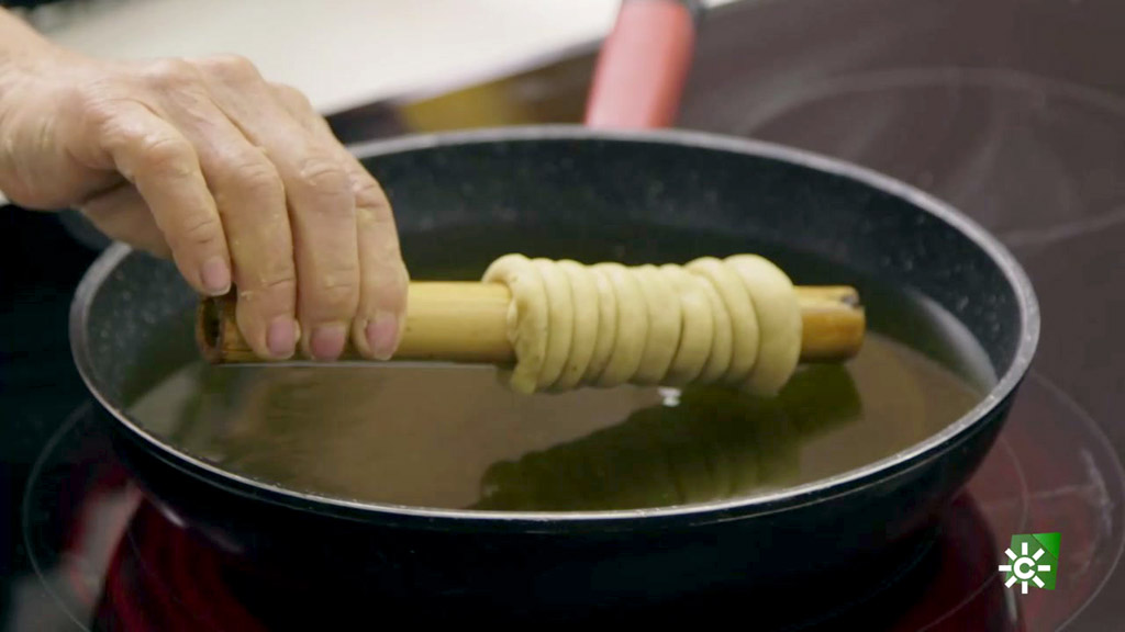 Tierra de sabores Gañotes el dulce tradicional más antiguo de