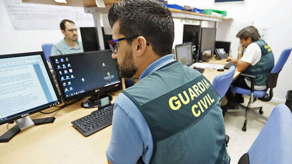 La Guardia Civil Alerta De Nuevas Estafas Por Teléfono Y En Internet