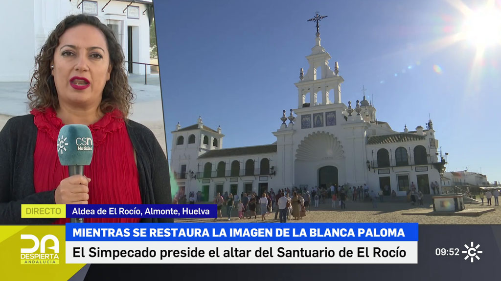 La Virgen del Rocío ya preside restaurada el altar del Santuario